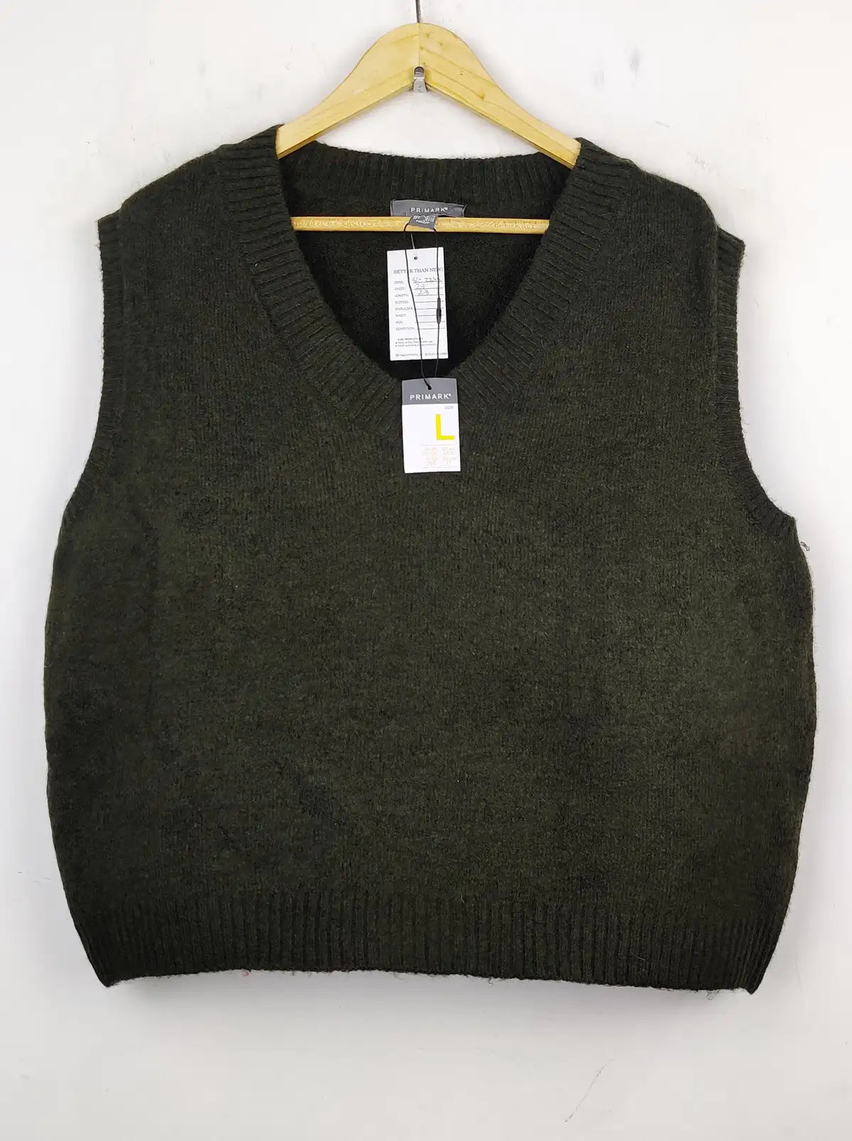 Buy online pre-used pre-loved 100% authentic & Original branded Primark (SL-2245) available in Pakistan. Top international brands avilable.