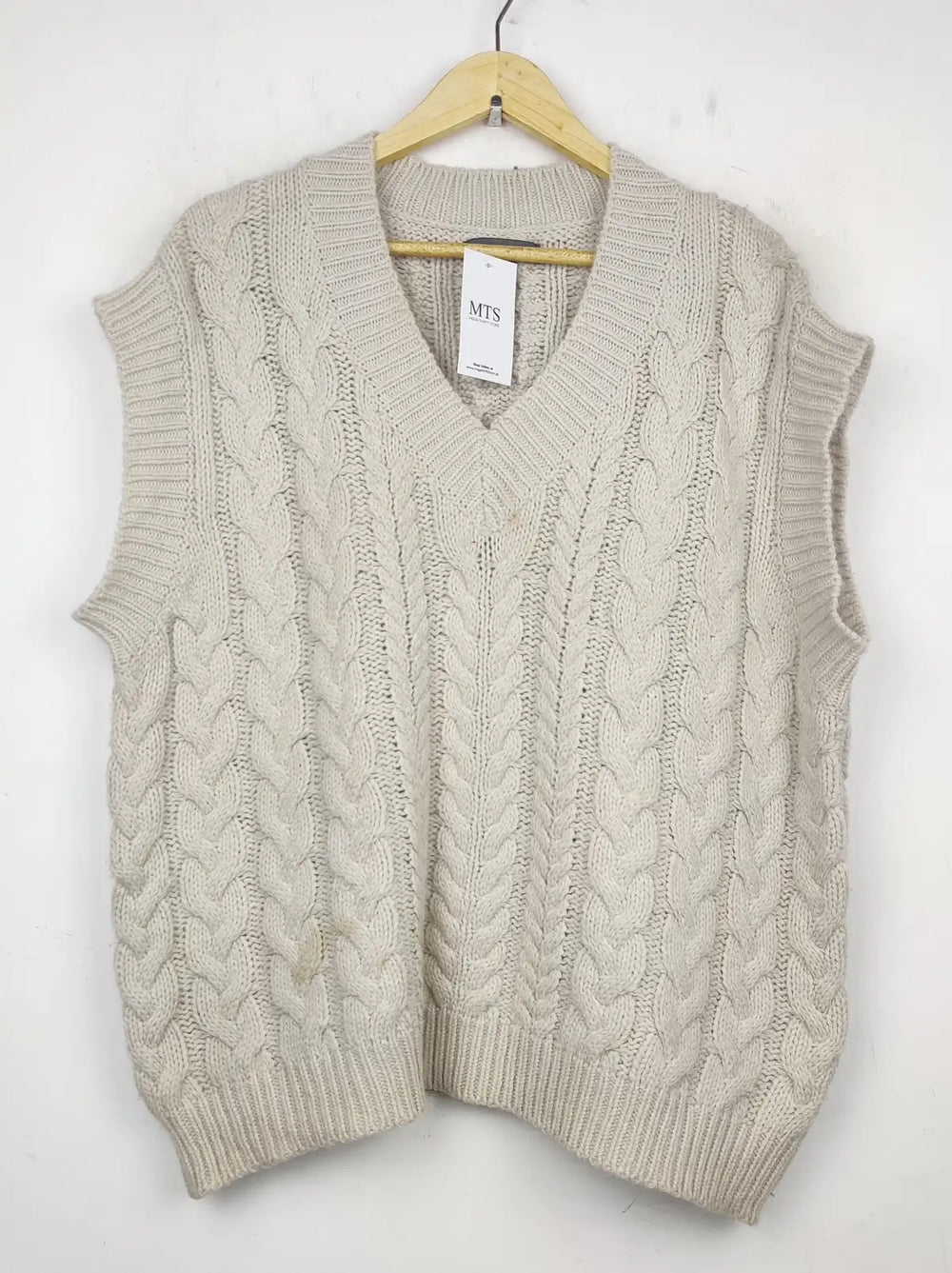 Buy online pre-used pre-loved 100% authentic & Original branded Primark (SL-2251) available in Pakistan. Top international brands avilable.