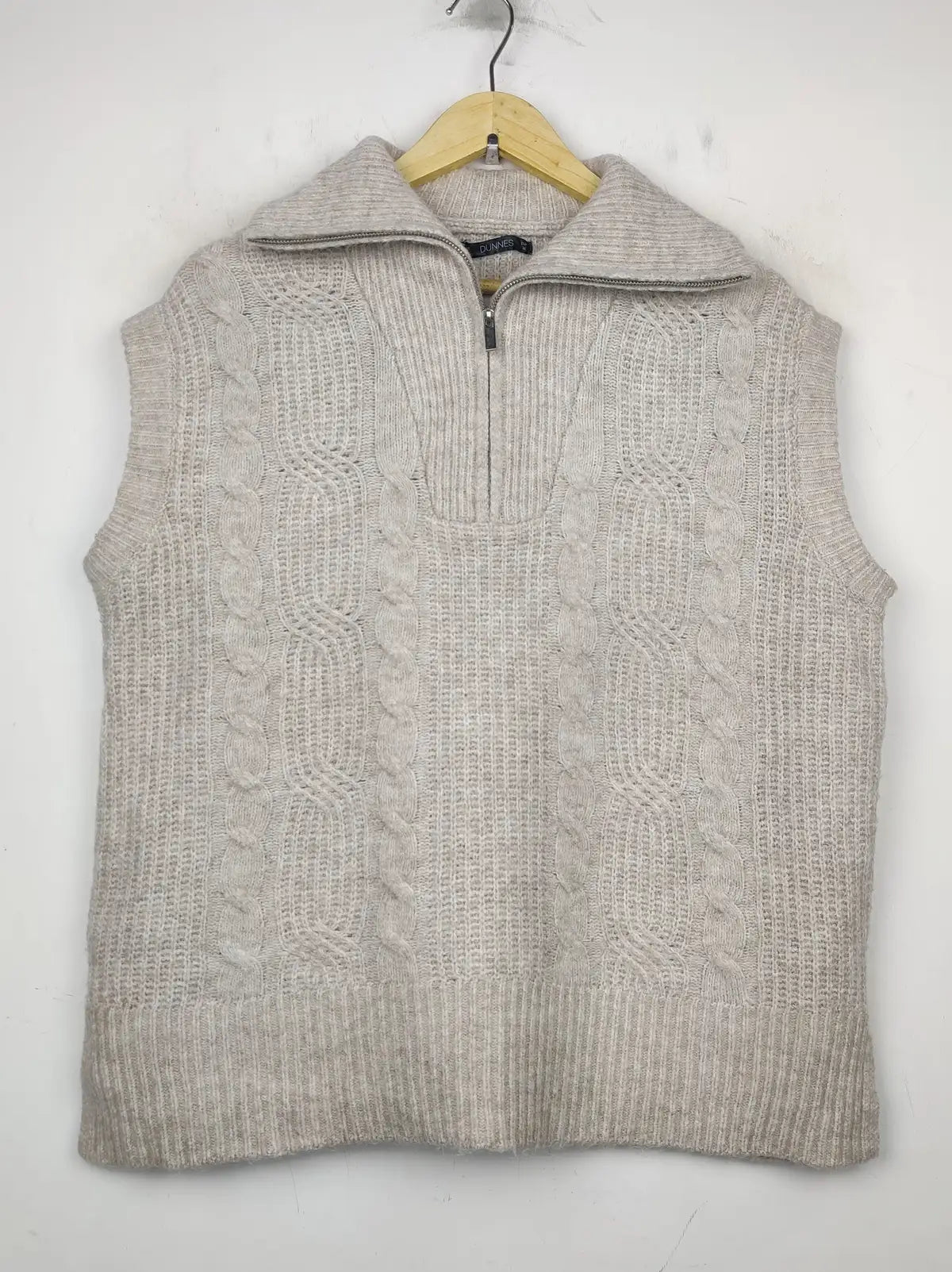 Buy online pre-used pre-loved 100% authentic & Original branded Dunnes Stores (SL-2252) available in Pakistan. Top international brands avilable.