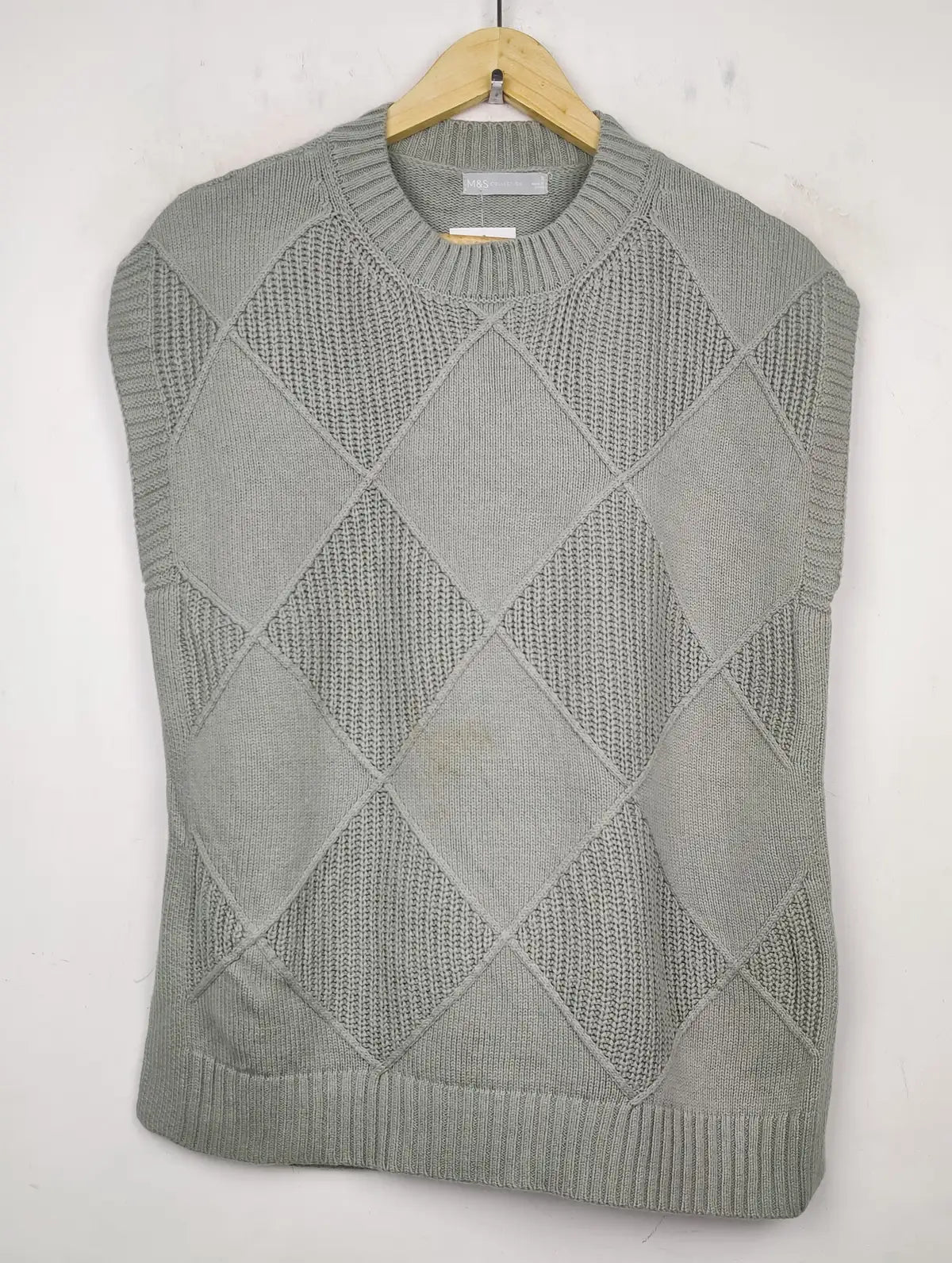 Buy online pre-used pre-loved 100% authentic & Original branded Marks & Spencer (SL-2260) available in Pakistan. Top international brands avilable.