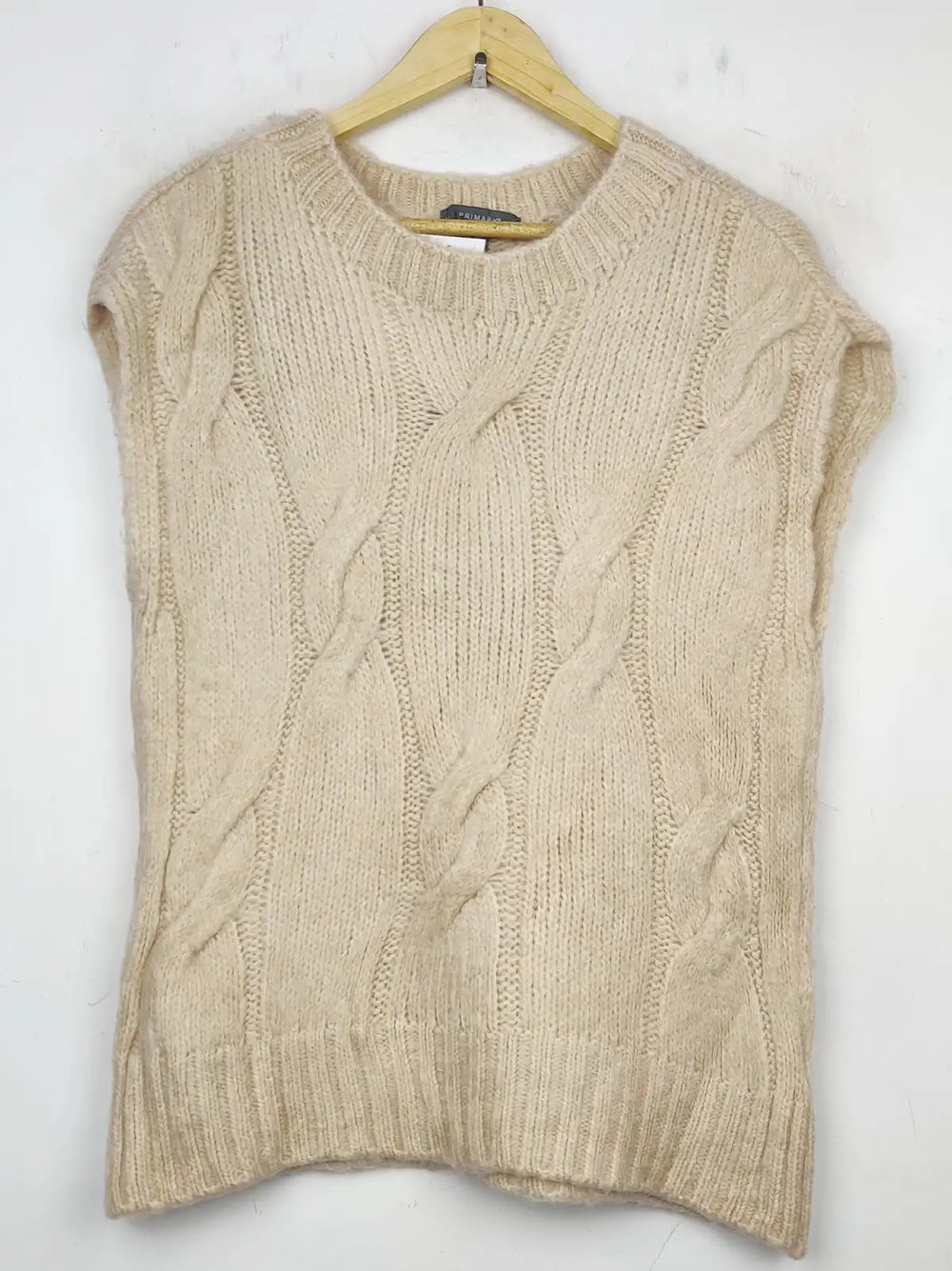 Buy online pre-used pre-loved 100% authentic & Original branded Primark (SL-2265) available in Pakistan. Top international brands avilable.