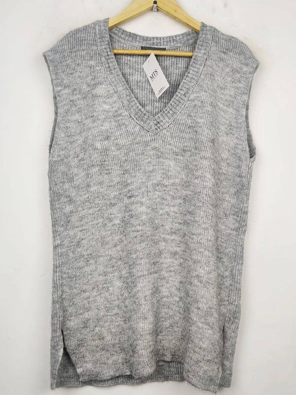 Buy online pre-used pre-loved 100% authentic & Original branded Primark (SL-2277) available in Pakistan. Top international brands avilable.