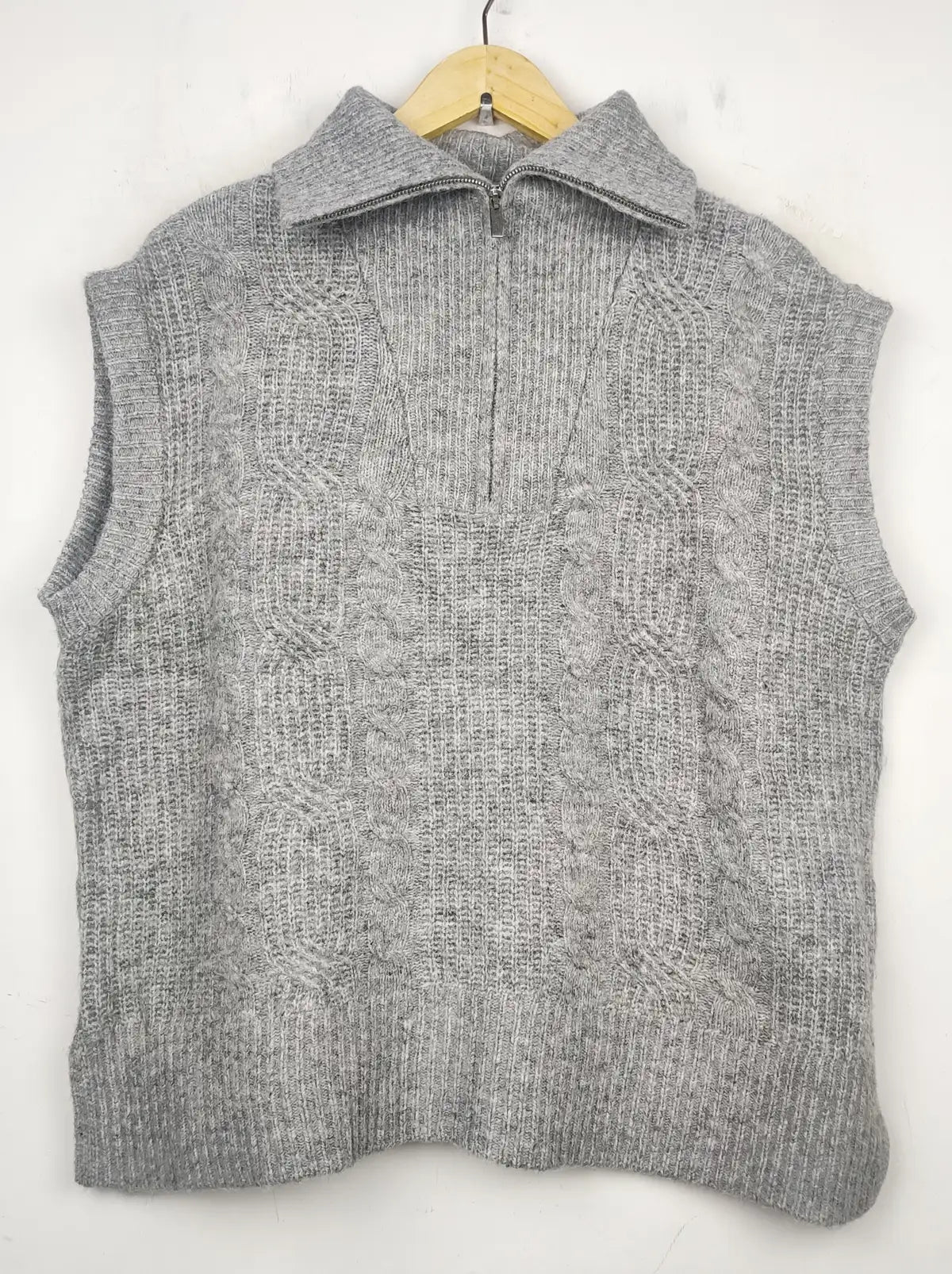 Buy online pre-used pre-loved 100% authentic & Original branded Dunnes Store (SL-2279) available in Pakistan. Top international brands avilable.