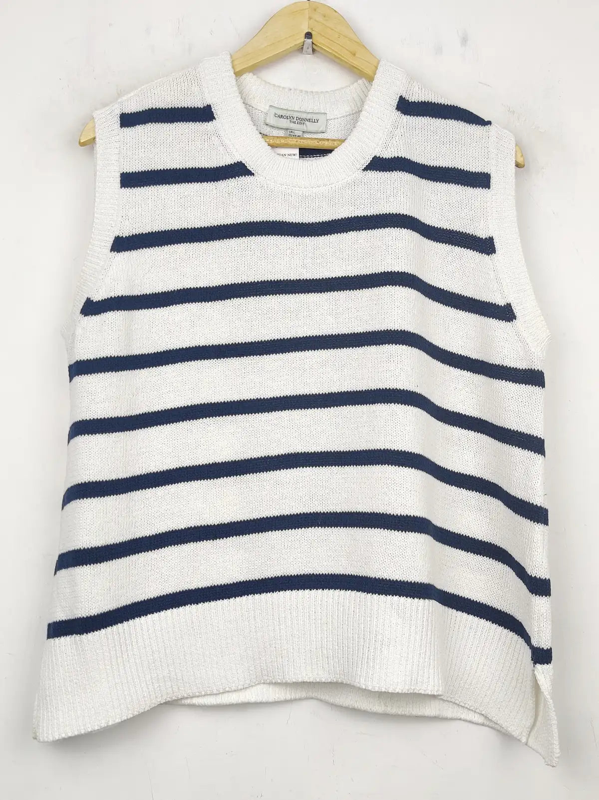 Buy online pre-used pre-loved 100% authentic & Original branded Carolyn Donelli (SL-2281) available in Pakistan. Top international brands avilable.