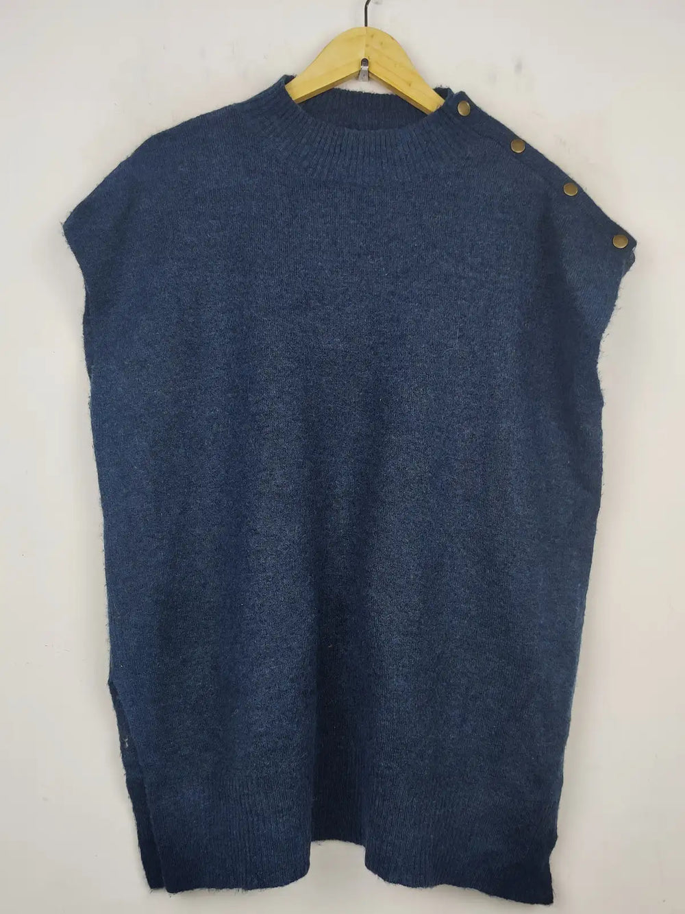 Buy online pre-used pre-loved 100% authentic & Original branded Soyaconcept (SL-2305) available in Pakistan. Top international brands avilable.