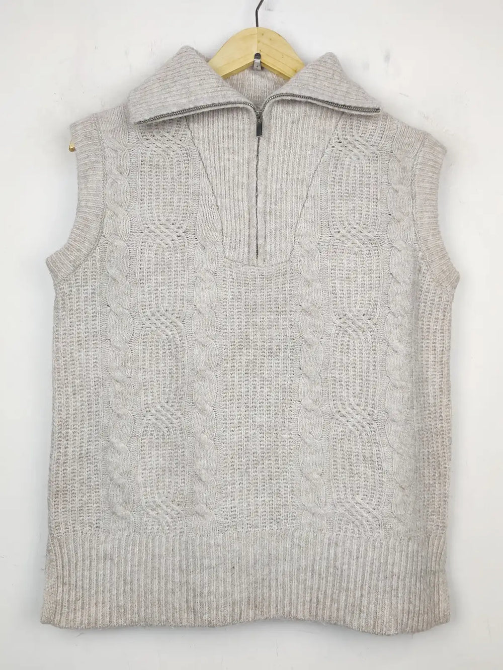 Buy online pre-used pre-loved 100% authentic & Original branded Dunnes Store (SL-2308) available in Pakistan. Top international brands avilable.