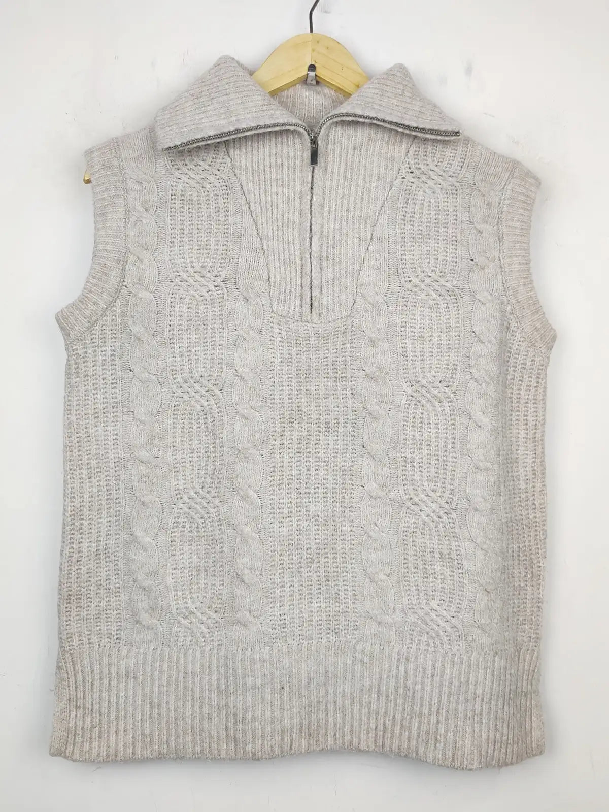 Buy online pre-used pre-loved 100% authentic & Original branded Dunnes Store (SL-2308) available in Pakistan. Top international brands avilable.