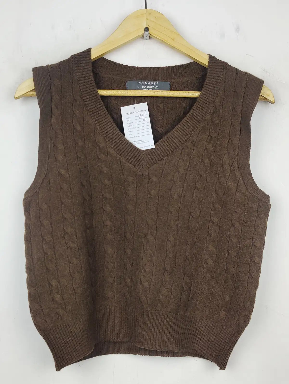 Buy online pre-used pre-loved 100% authentic & Original branded Primark (SL-2309) available in Pakistan. Top international brands avilable.