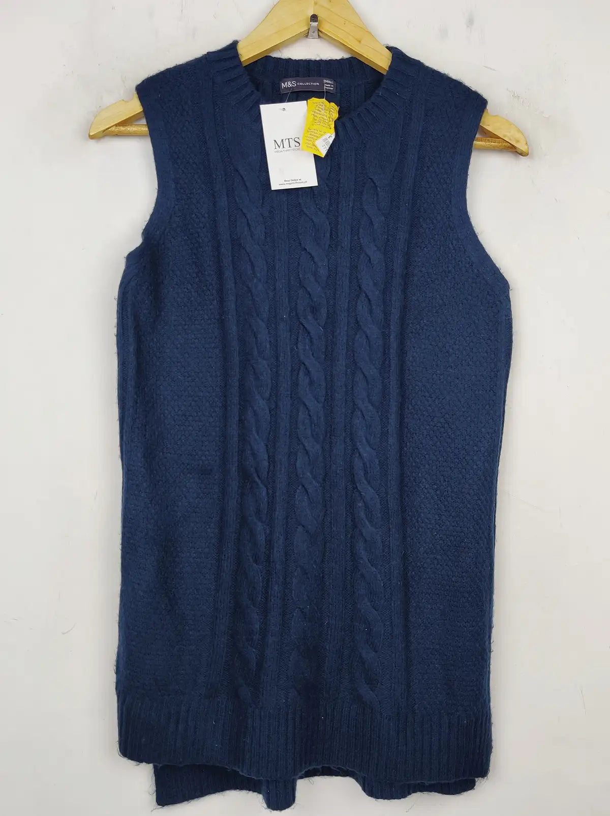 Buy online pre-used pre-loved 100% authentic & Original branded Marks & Spencer (SL-2310) available in Pakistan. Top international brands avilable.