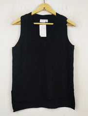 Buy online pre-used pre-loved 100% authentic & Original branded Vila (SL-2343) available in Pakistan. Top international brands avilable.