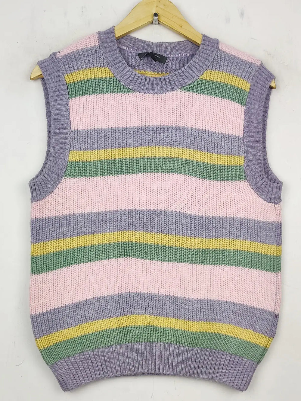 Buy online pre-used pre-loved 100% authentic & Original branded Primark (SL-2346) available in Pakistan. Top international brands avilable.