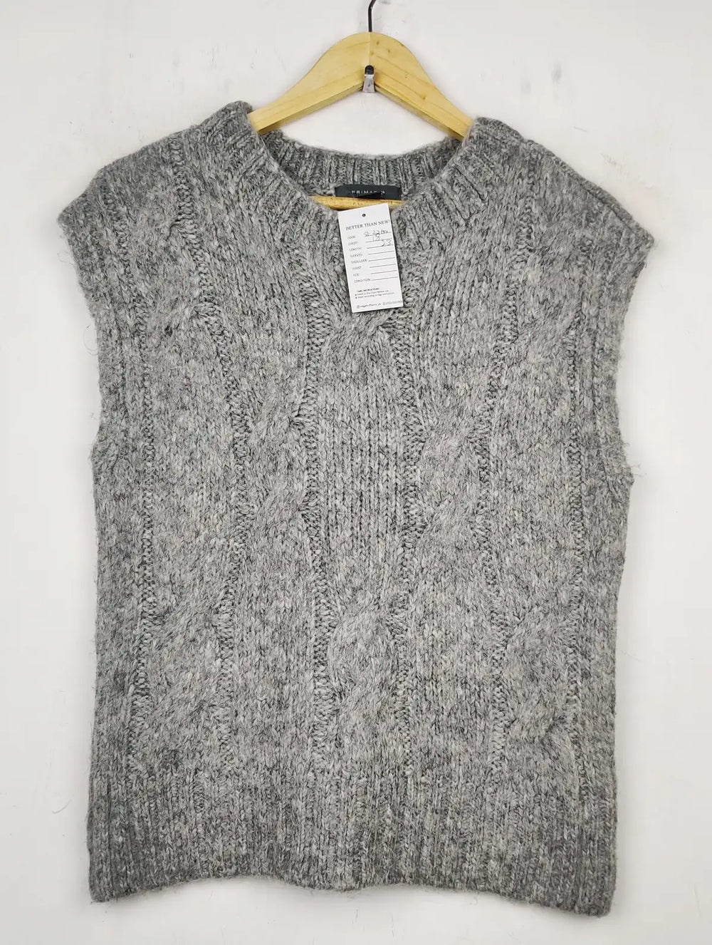 Buy online pre-used pre-loved 100% authentic & Original branded Primark (SL-2360) available in Pakistan. Top international brands avilable.