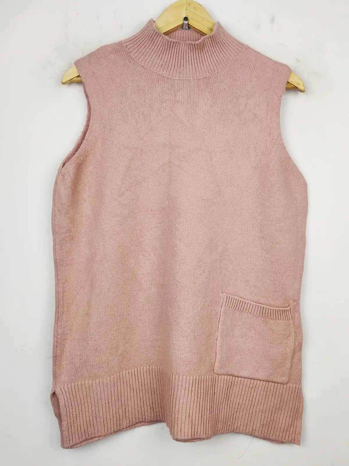 Buy online pre-used pre-loved 100% authentic & Original branded Next (SL-2378) available in Pakistan. Top international brands avilable.