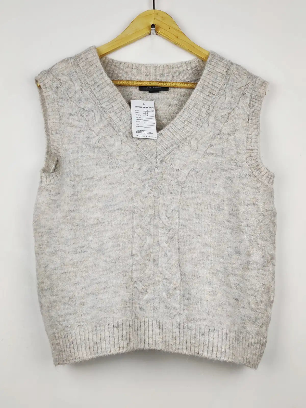 Buy online pre-used pre-loved 100% authentic & Original branded Primark (SL-2415) available in Pakistan. Top international brands avilable.