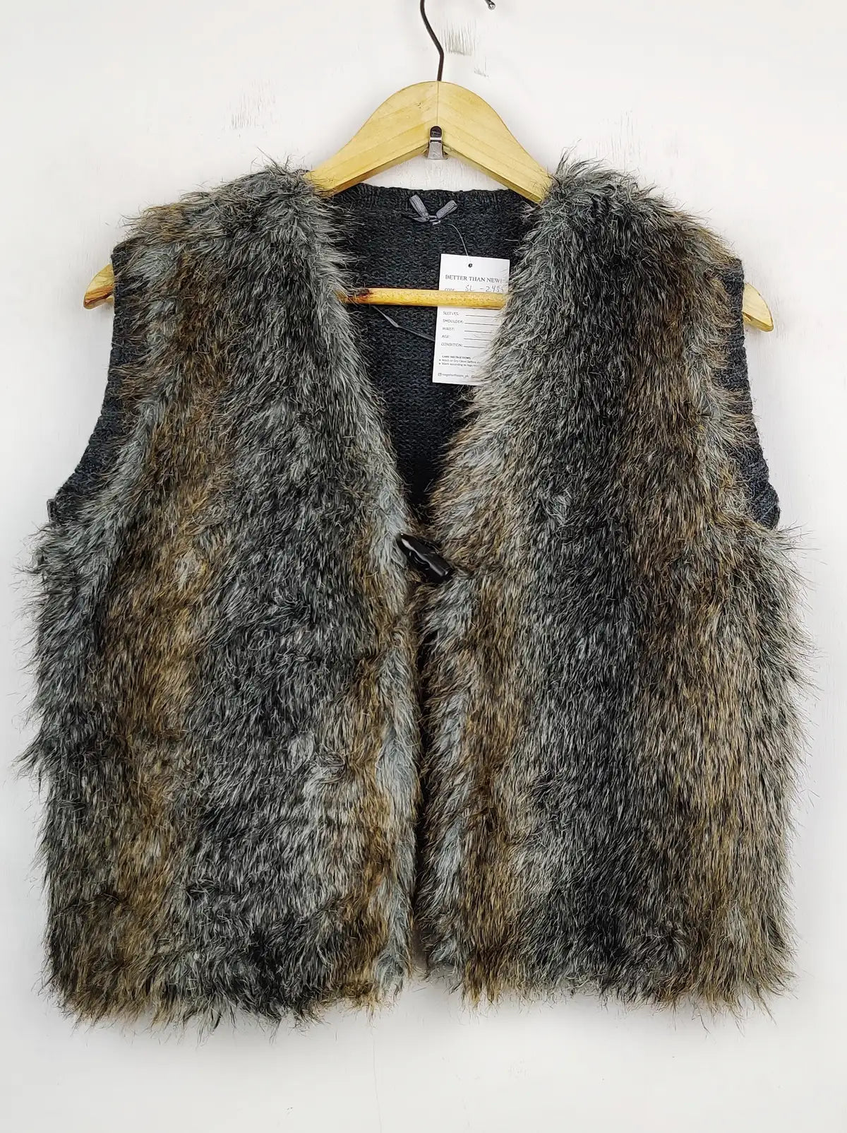 Buy online pre-used pre-loved 100% authentic & Original branded Atmosphere (SL-2455) available in Pakistan. Top international brands avilable.