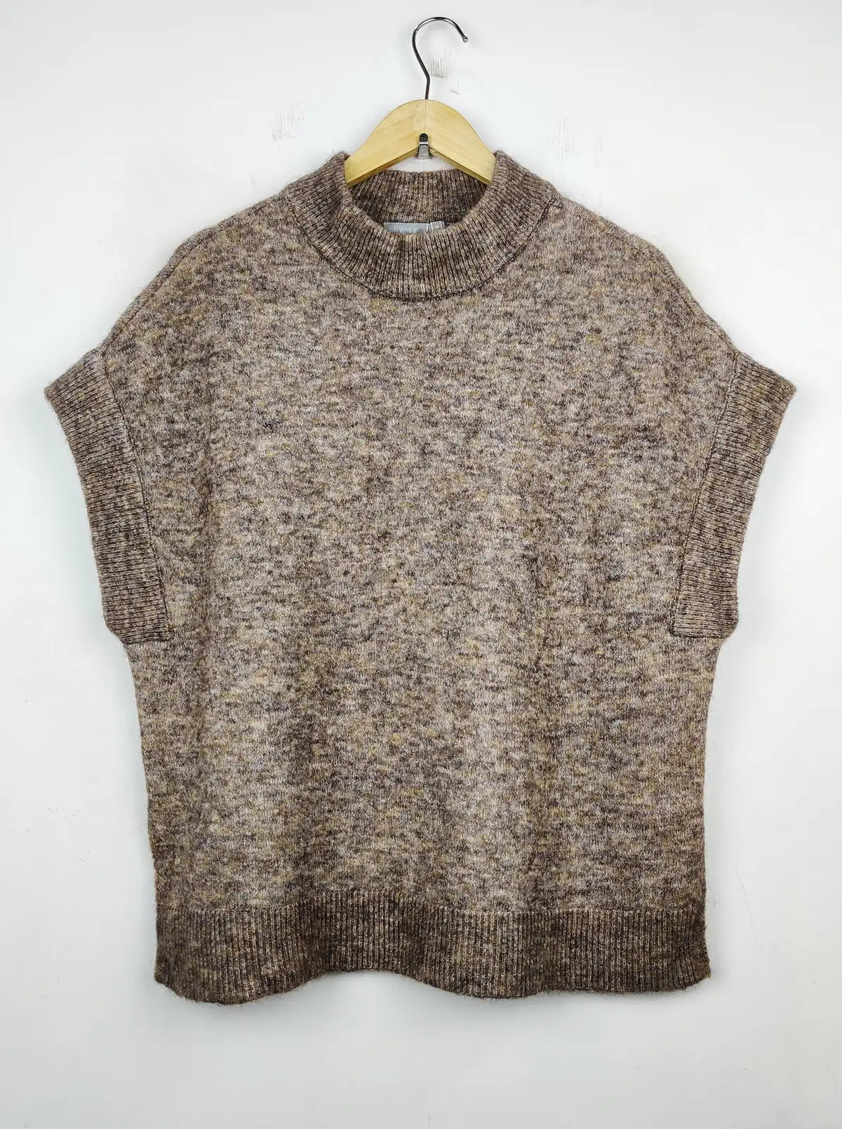 Buy online pre-used pre-loved 100% authentic & Original branded Fransa (SL-2478) available in Pakistan. Top international brands avilable.