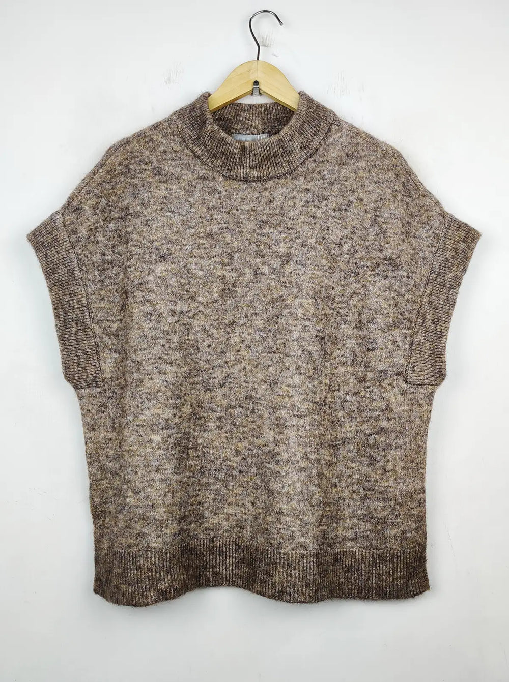 Buy online pre-used pre-loved 100% authentic & Original branded Fransa (SL-2478) available in Pakistan. Top international brands avilable.