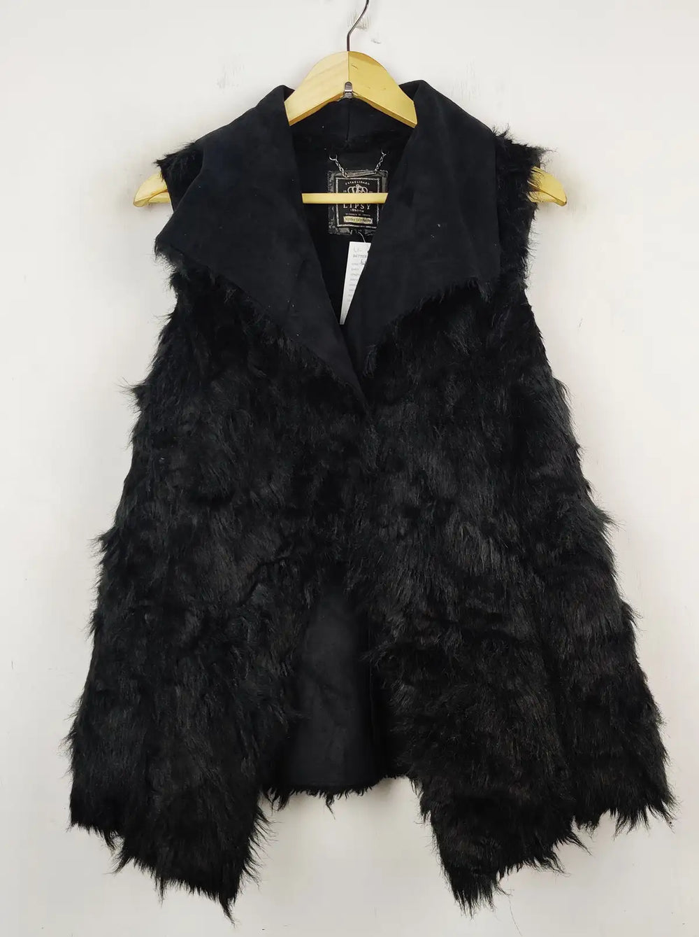 Buy online pre-used pre-loved 100% authentic & Original branded Lipsy London (SL-2485) available in Pakistan. Top international brands avilable.