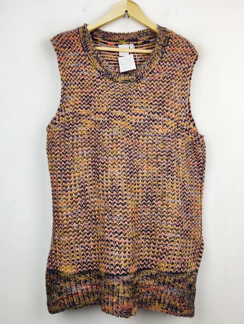 Buy online pre-used pre-loved 100% authentic & Original branded Ichi (SL-2506) available in Pakistan. Top international brands avilable.