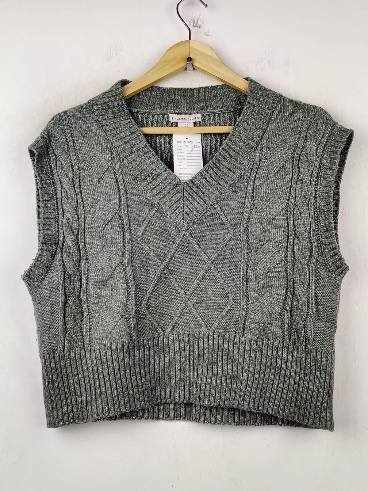 Buy online pre-used pre-loved 100% authentic & Original branded Sincerely Jules (SL-2512) available in Pakistan. Top international brands avilable.