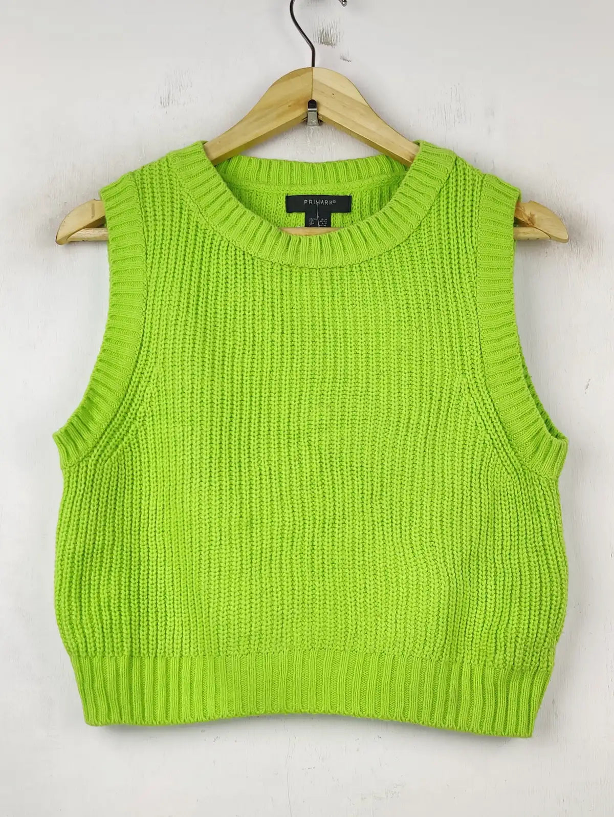 Buy online pre-used pre-loved 100% authentic & Original branded Primark (SL-2521) available in Pakistan. Top international brands avilable.