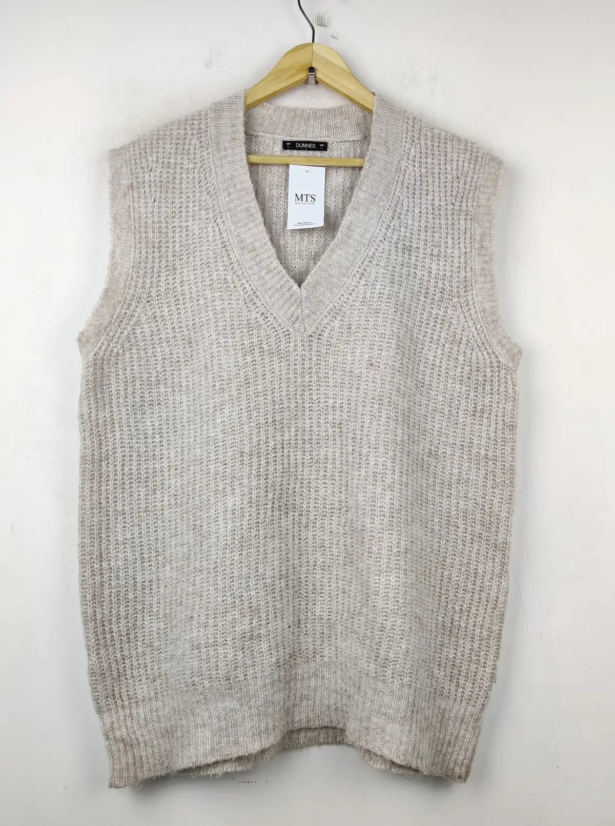 Buy online pre-used pre-loved 100% authentic & Original branded Dunnes Store (SL-2533) available in Pakistan. Top international brands avilable.