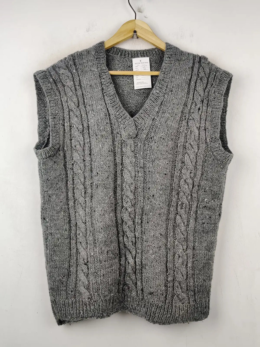 Buy online pre-used pre-loved 100% authentic & Original branded Unknown Brand (SL-2542) available in Pakistan. Top international brands avilable.