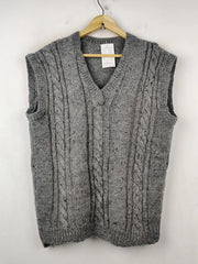 Buy online pre-used pre-loved 100% authentic & Original branded Unknown Brand (SL-2542) available in Pakistan. Top international brands avilable.