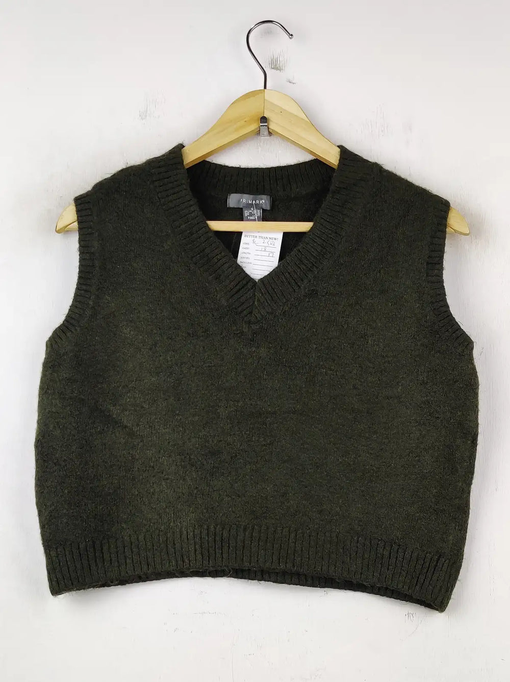 Buy online pre-used pre-loved 100% authentic & Original branded Primark (SL-2568) available in Pakistan. Top international brands avilable.