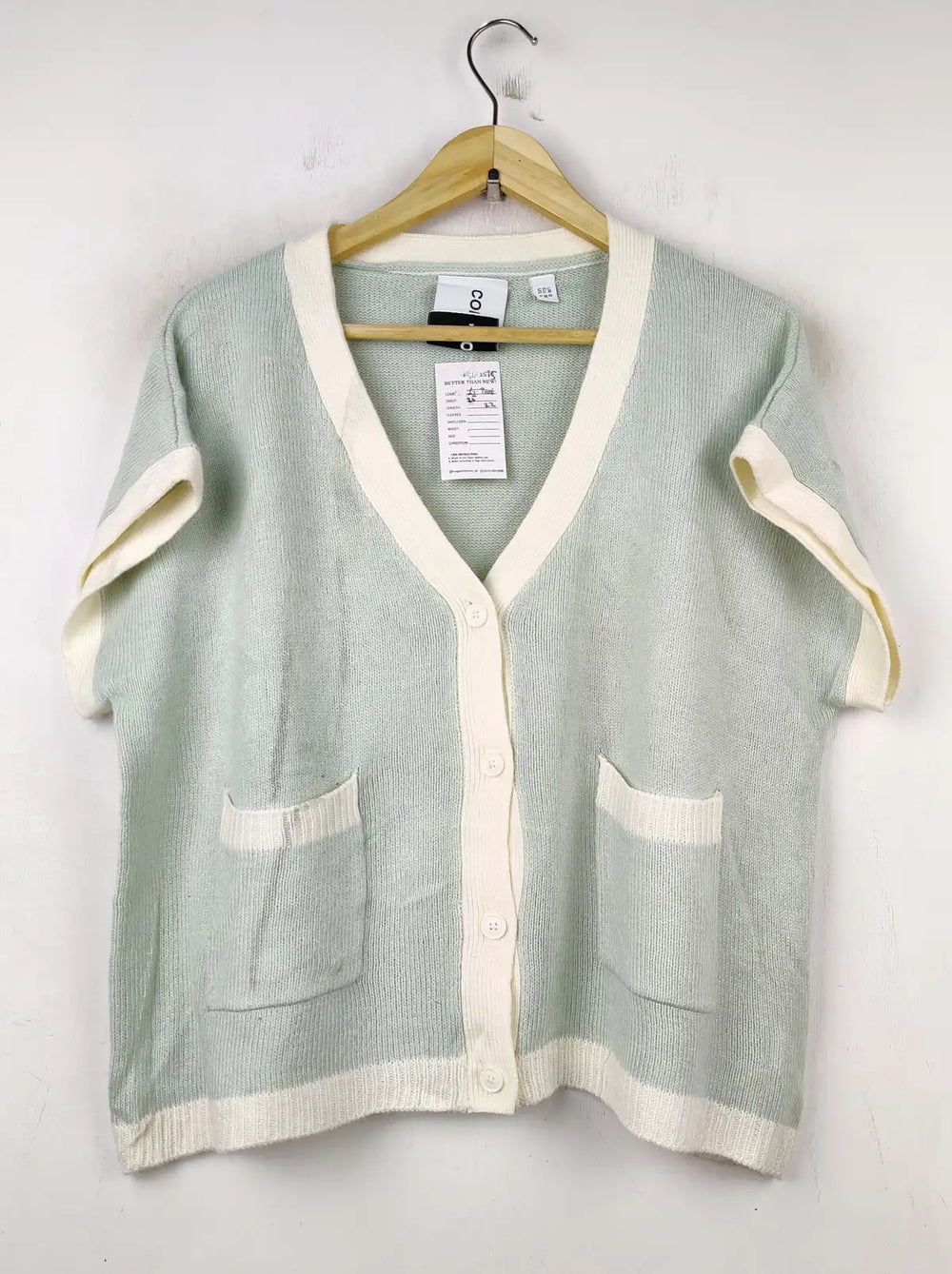 Buy online pre-used pre-loved 100% authentic & Original branded Collusion (SL-2585) available in Pakistan. Top international brands avilable.