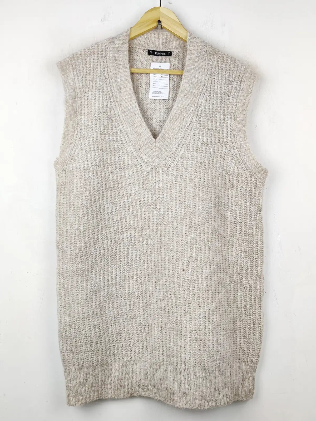 Buy online pre-used pre-loved 100% authentic & Original branded Dunnes Store (SL-2634) available in Pakistan. Top international brands avilable.