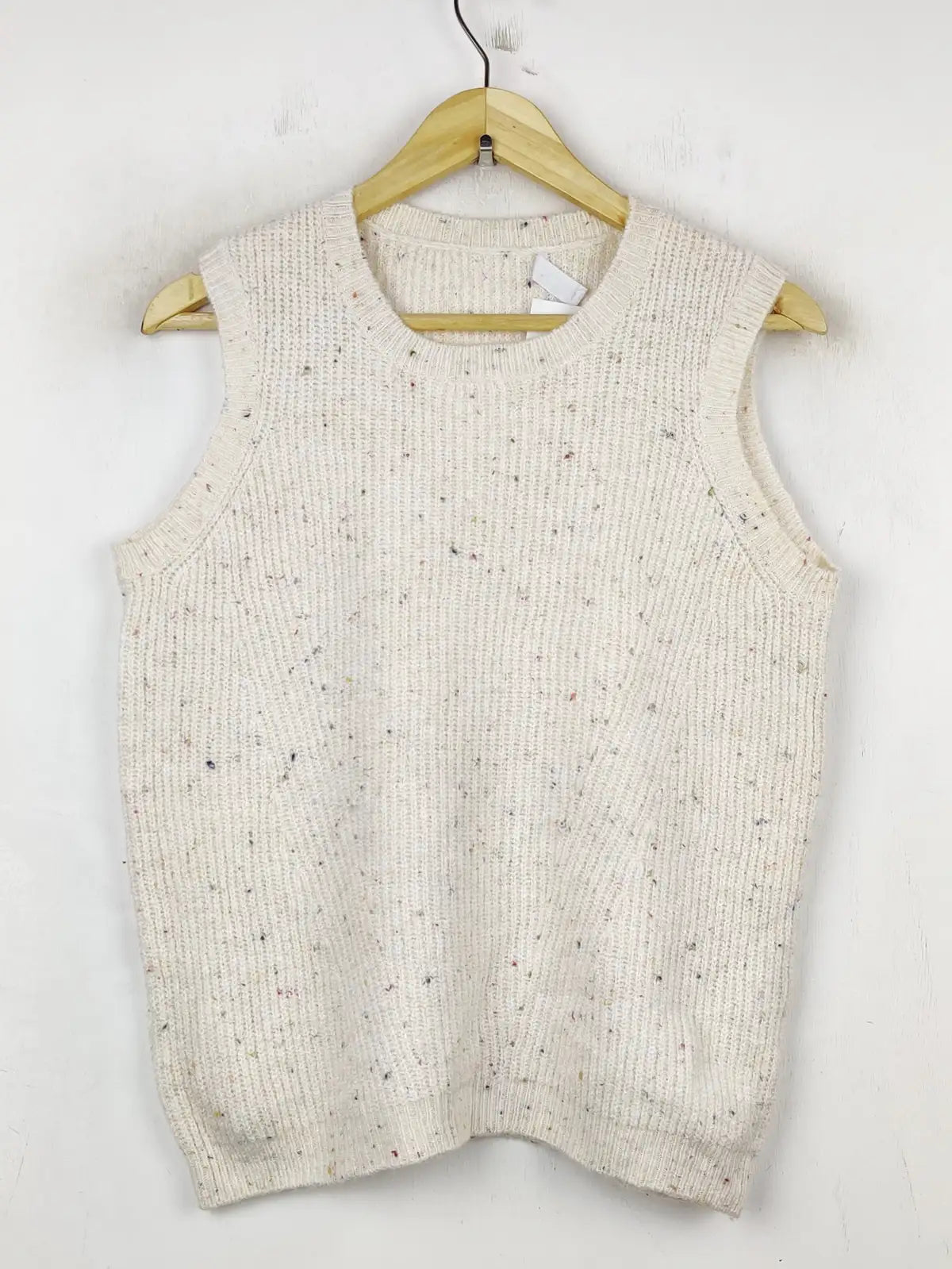 Buy online pre-used pre-loved 100% authentic & Original branded Primark (SL-2664) available in Pakistan. Top international brands avilable.