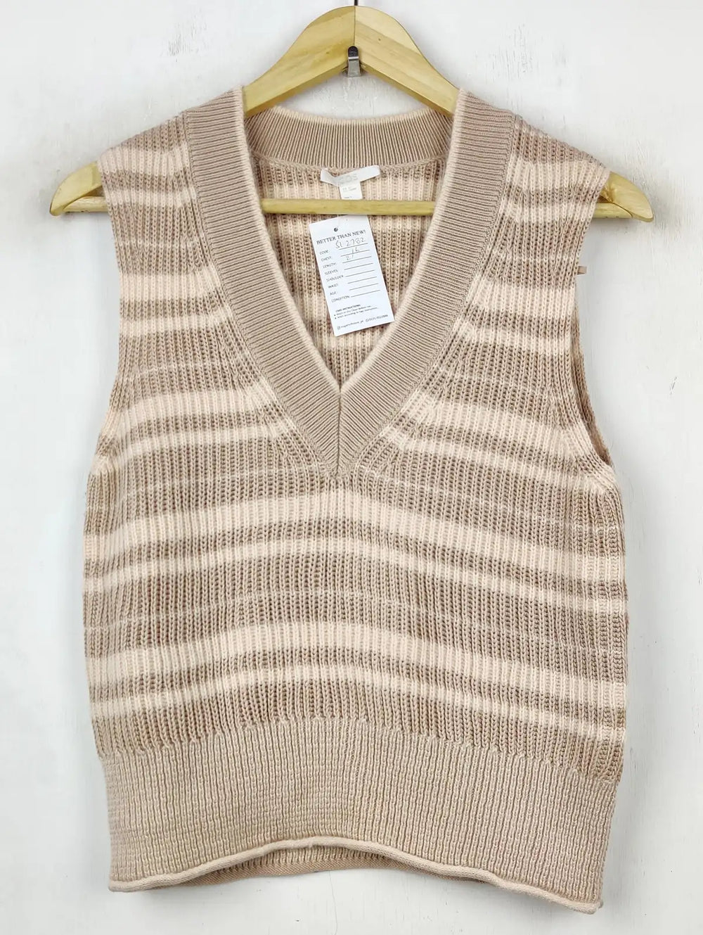 Buy online pre-used pre-loved 100% authentic & Original branded Cos (SL-2782) available in Pakistan. Top international brands avilable.