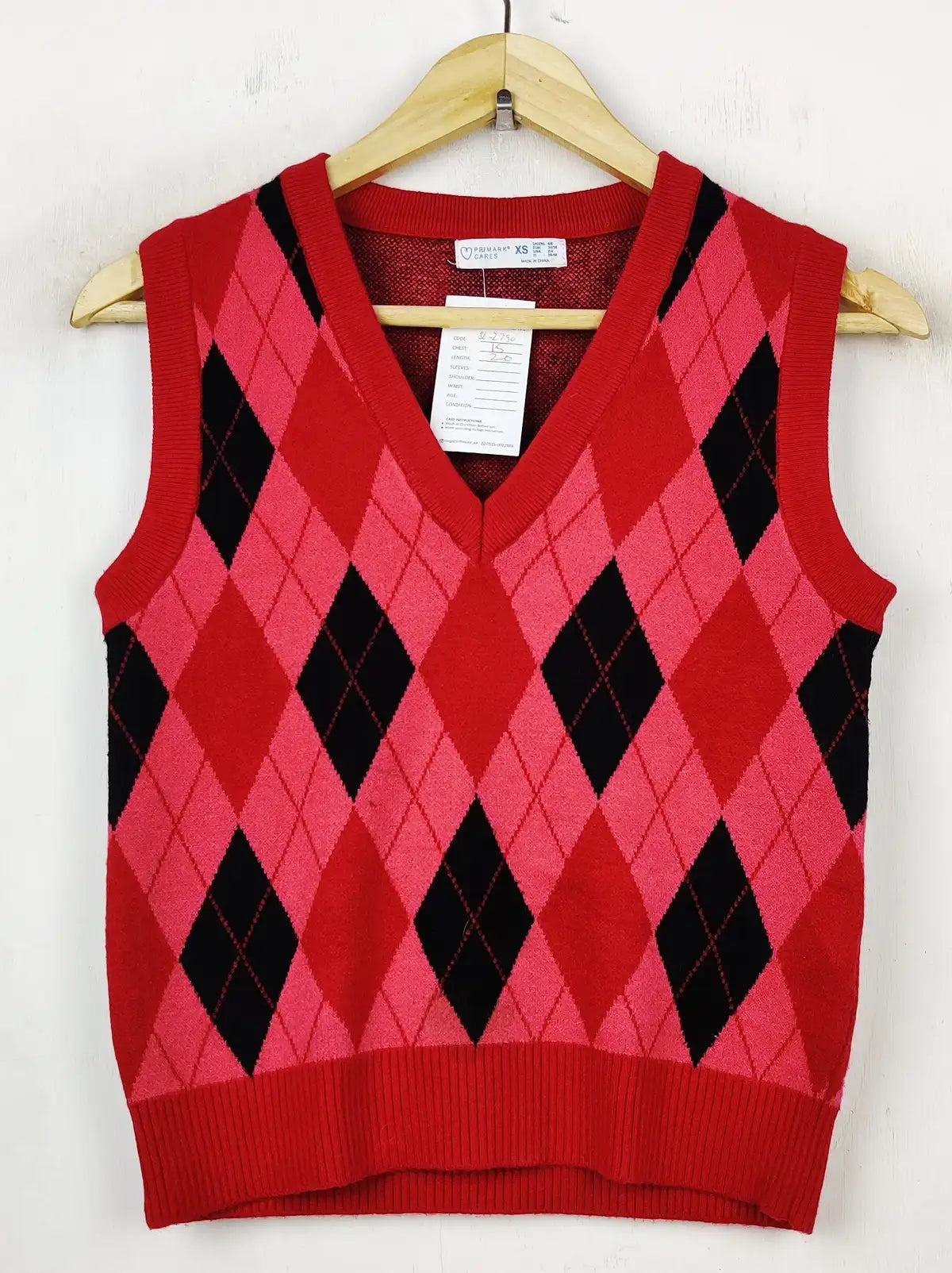 Buy online pre-used pre-loved 100% authentic & Original branded Primark (SL-2790) available in Pakistan. Top international brands avilable.