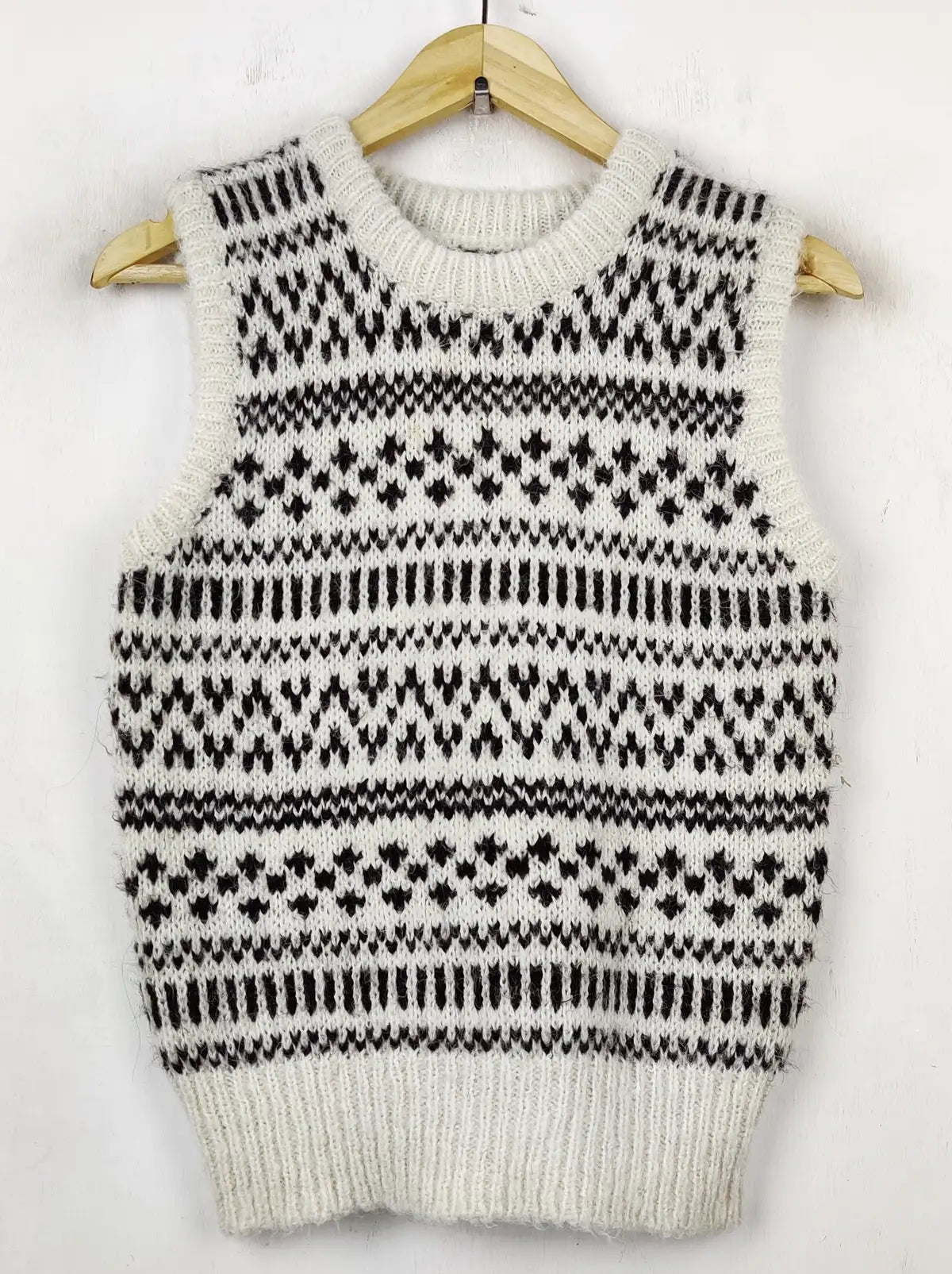 Buy online pre-used pre-loved 100% authentic & Original branded Primark (SL-2847) available in Pakistan. Top international brands avilable.