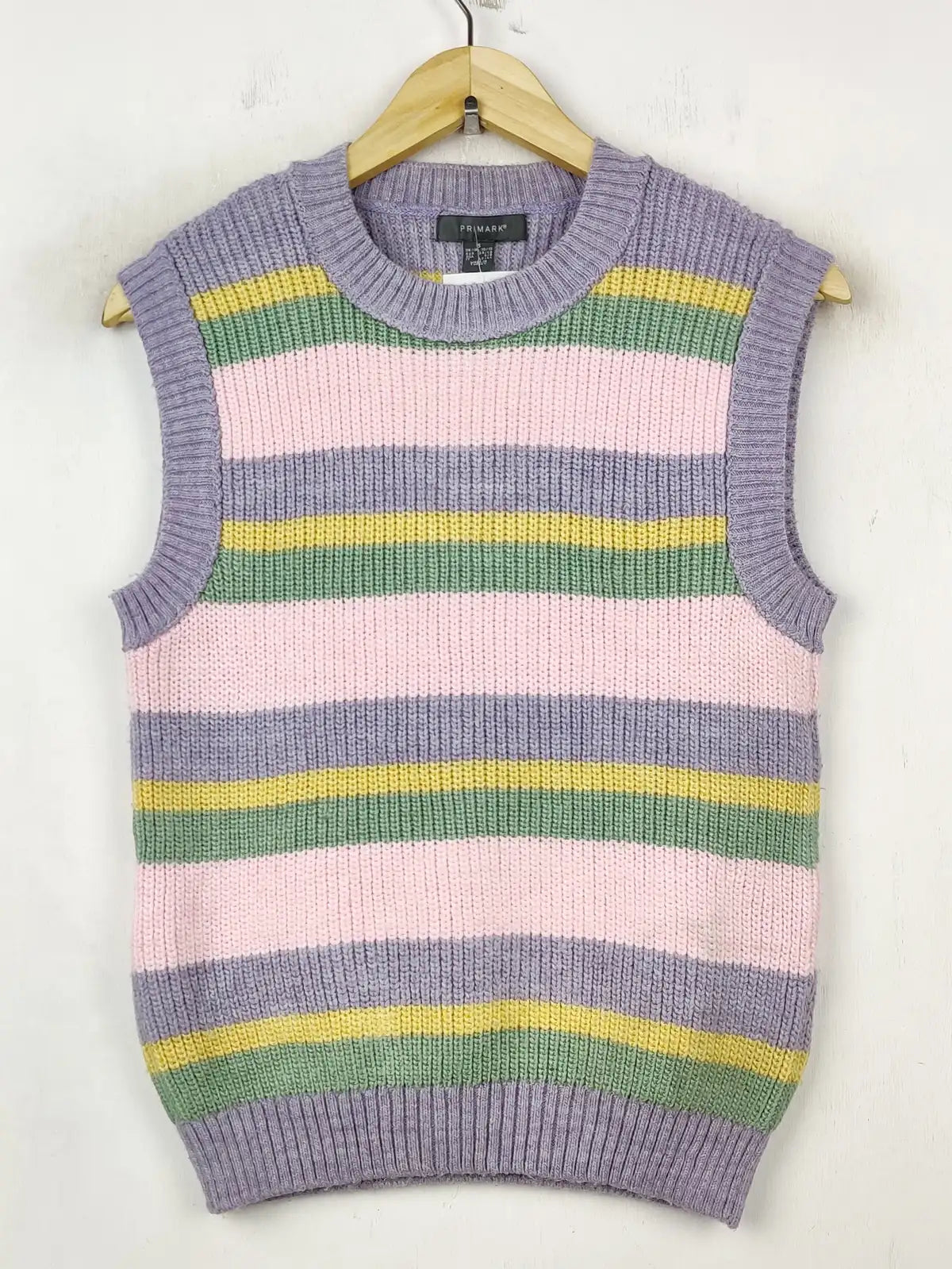 Buy online pre-used pre-loved 100% authentic & Original branded Primark (SL-2865) available in Pakistan. Top international brands avilable.