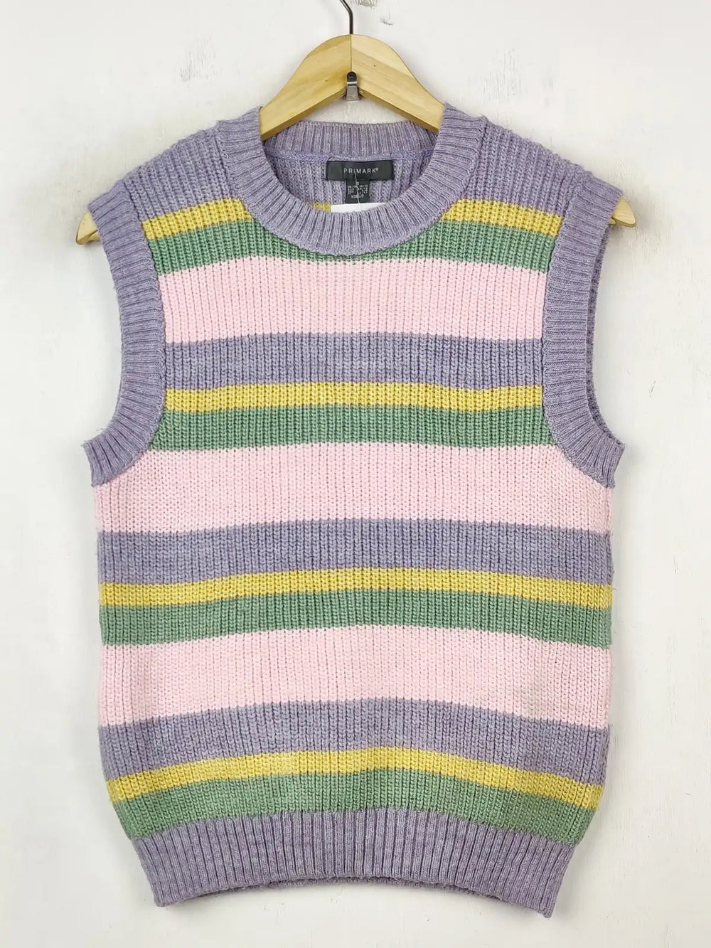 Buy online pre-used pre-loved 100% authentic & Original branded Primark (SL-2865) available in Pakistan. Top international brands avilable.