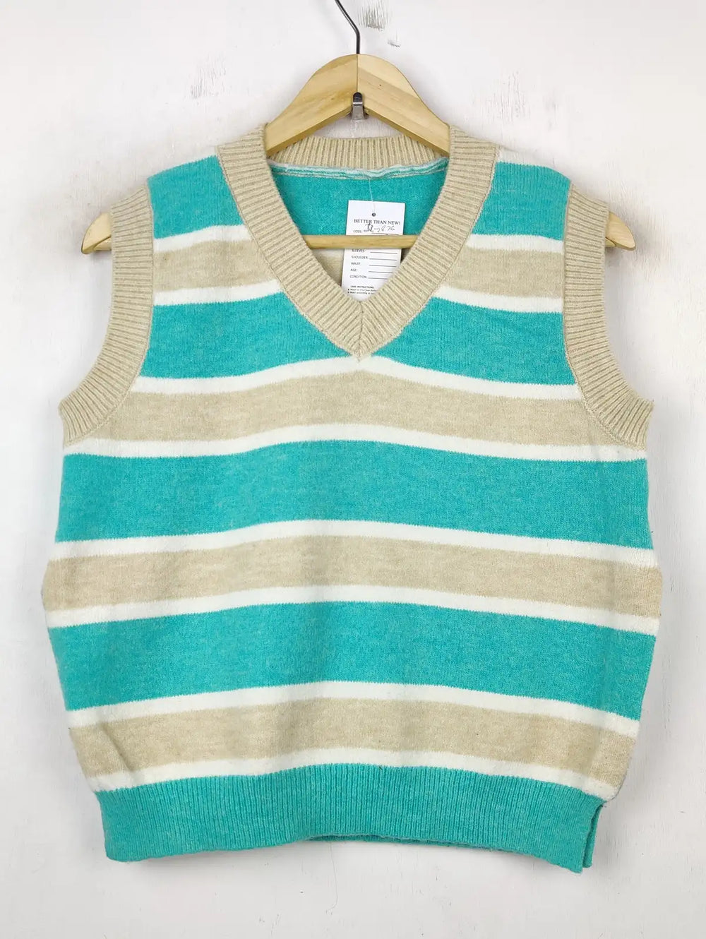 Buy online pre-used pre-loved 100% authentic & Original branded Dazy (SL-2876) available in Pakistan. Top international brands avilable.