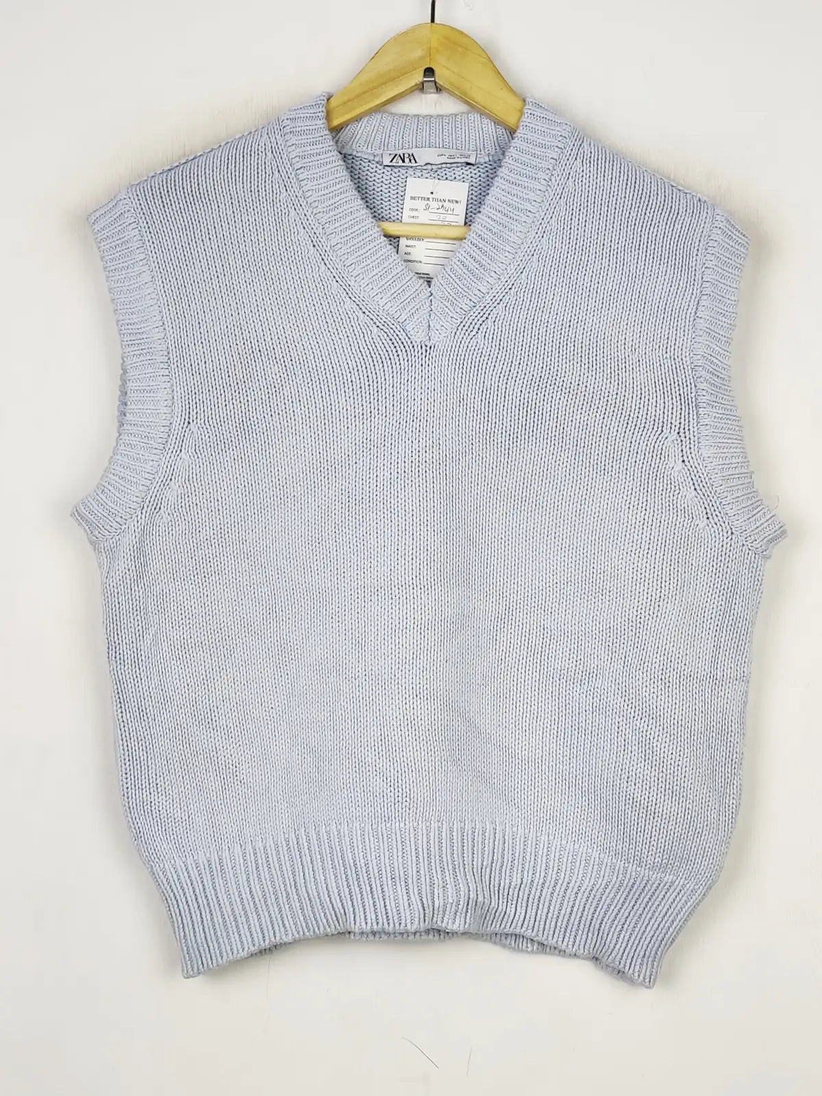 Buy online pre-used pre-loved 100% authentic & Original branded Zara (SL-2944) available in Pakistan. Top international brands avilable.