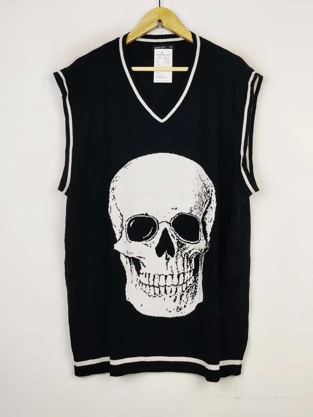 Buy online pre-used pre-loved 100% authentic & Original branded Shein (SL-2967) available in Pakistan. Top international brands avilable.