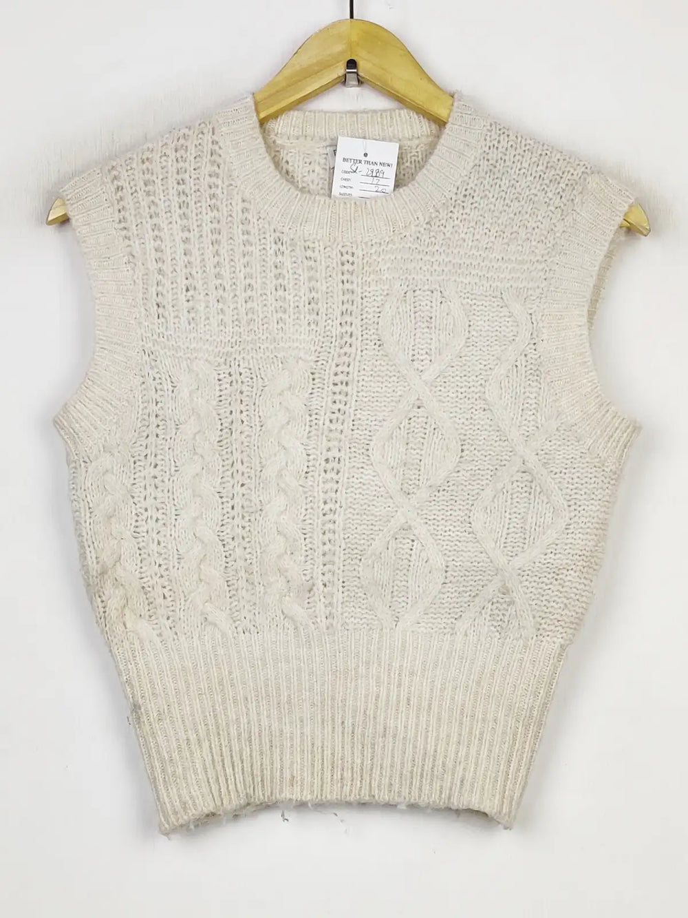 Buy online pre-used pre-loved 100% authentic & Original branded Bershka (SL-2989) available in Pakistan. Top international brands avilable.