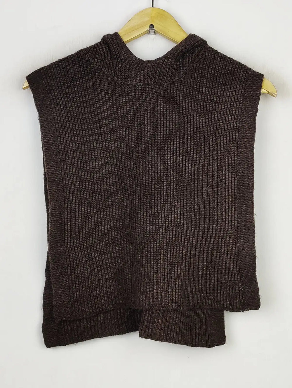 Buy online pre-used pre-loved 100% authentic & Original branded Primark (SL-3001) available in Pakistan. Top international brands avilable.