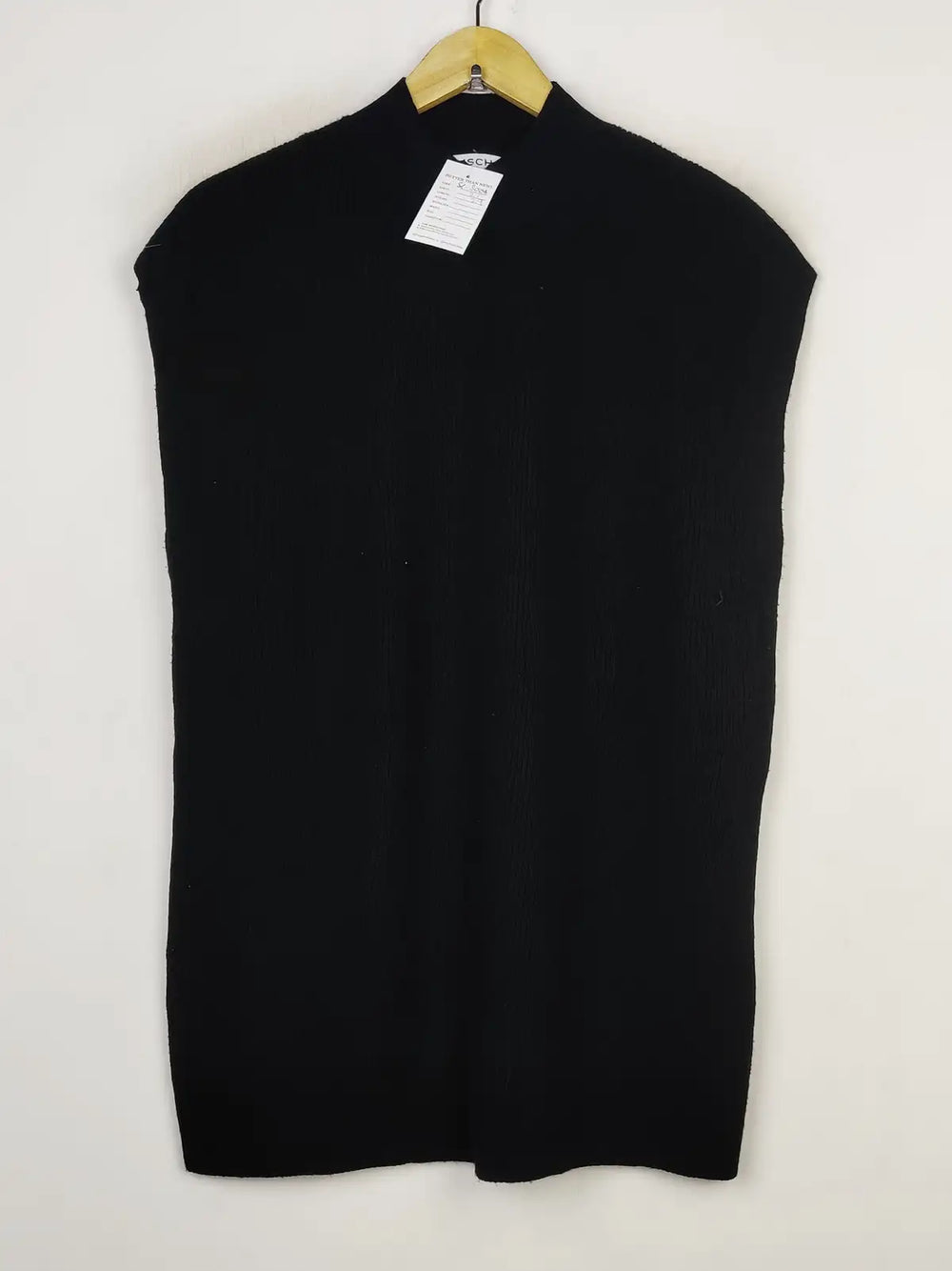 Buy online pre-used pre-loved 100% authentic & Original branded Msch (SL-3006) available in Pakistan. Top international brands avilable.