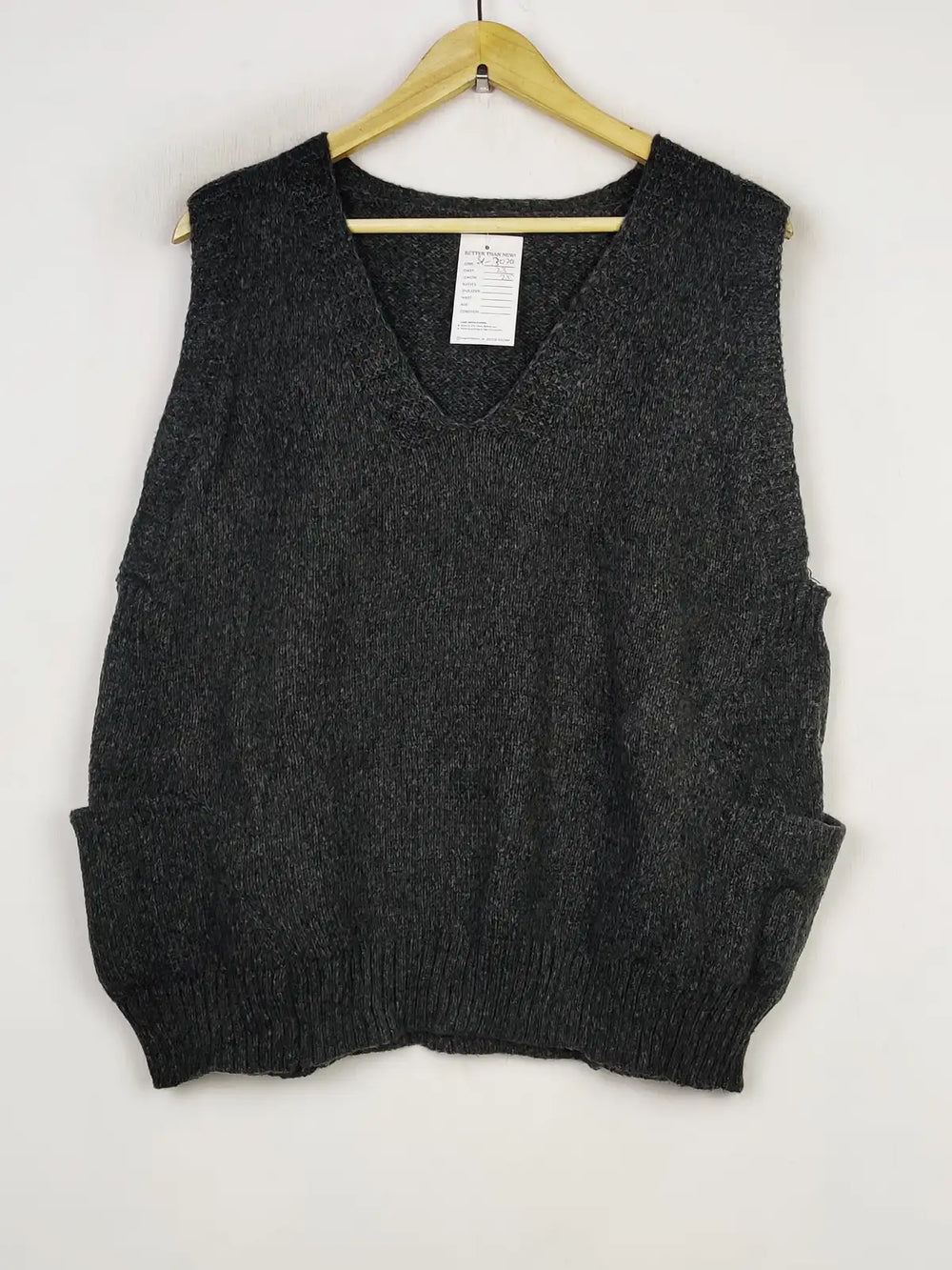 Buy online pre-used pre-loved 100% authentic & Original branded Unknown Brand (SL-3020) available in Pakistan. Top international brands avilable.