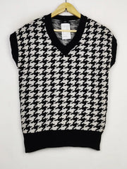 Buy online pre-used pre-loved 100% authentic & Original branded F&F (SL-3026) available in Pakistan. Top international brands avilable.