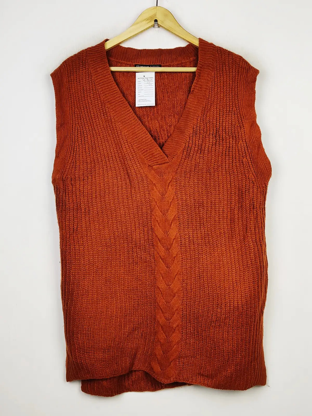 Buy online pre-used pre-loved 100% authentic & Original branded Threadbare (SL-3029) available in Pakistan. Top international brands avilable.