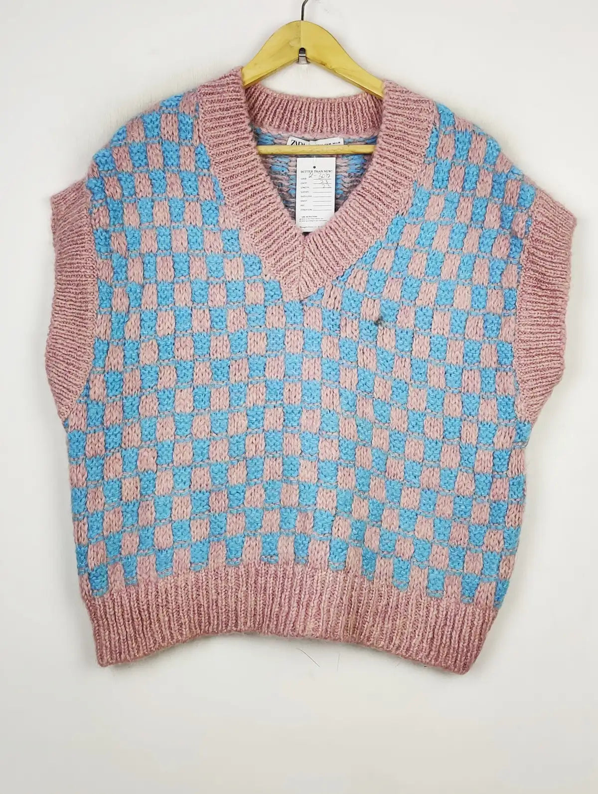 Buy online pre-used pre-loved 100% authentic & Original branded Zara (SL-3072) available in Pakistan. Top international brands avilable.