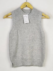 Buy online pre-used pre-loved 100% authentic & Original branded Papaya (SL-3076) available in Pakistan. Top international brands avilable.