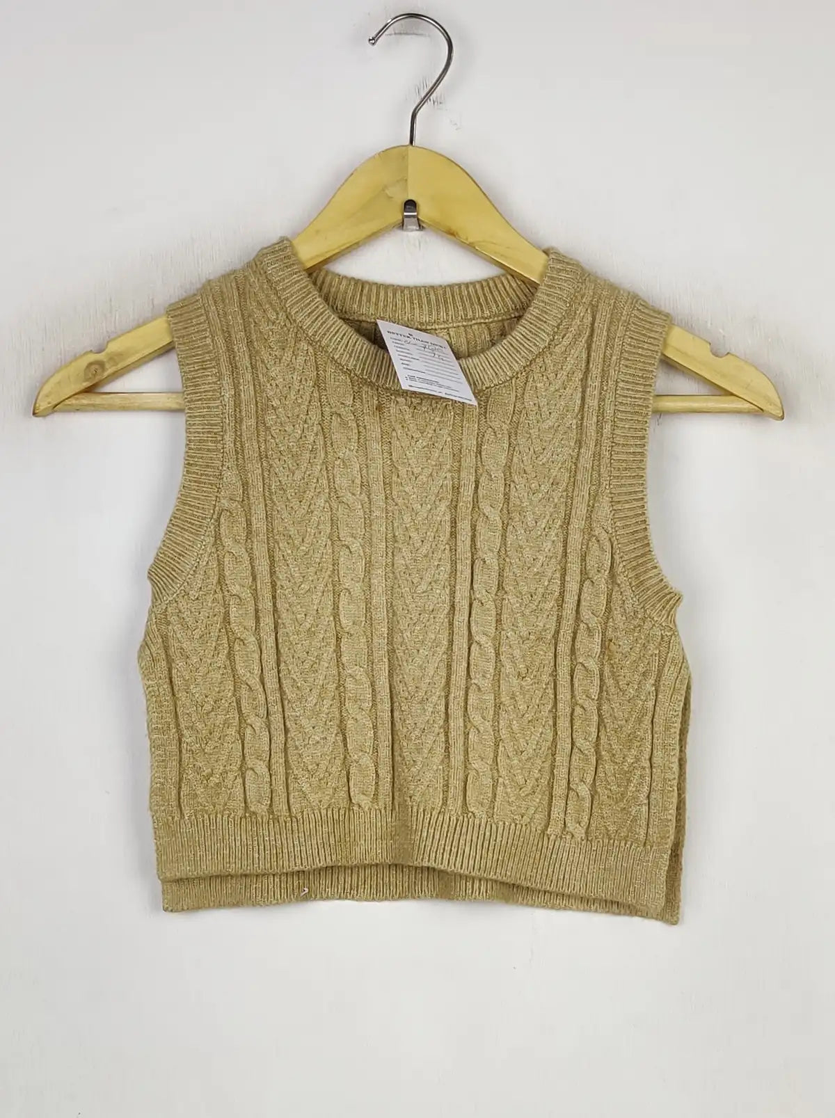 Buy online pre-used pre-loved 100% authentic & Original branded Zara (SL-3120) available in Pakistan. Top international brands avilable.