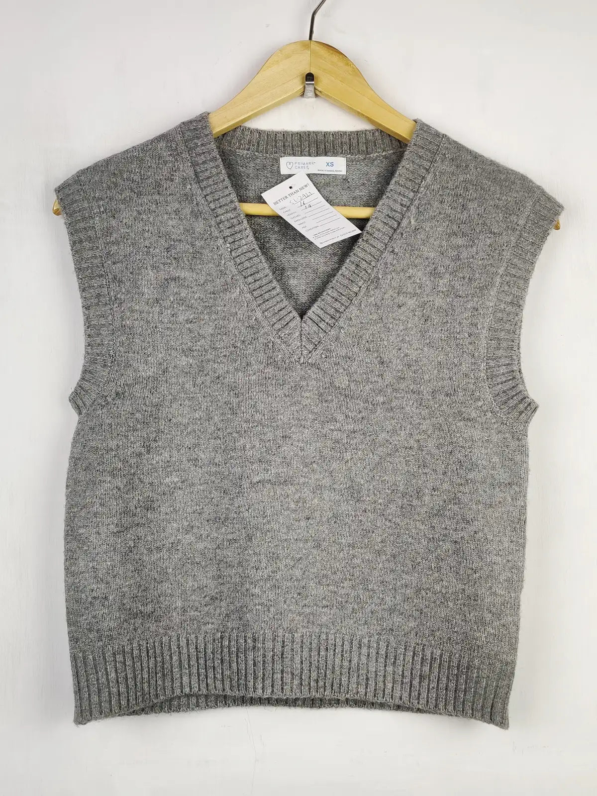 Buy online pre-used pre-loved 100% authentic & Original branded Primark (SL-3156) available in Pakistan. Top international brands avilable.